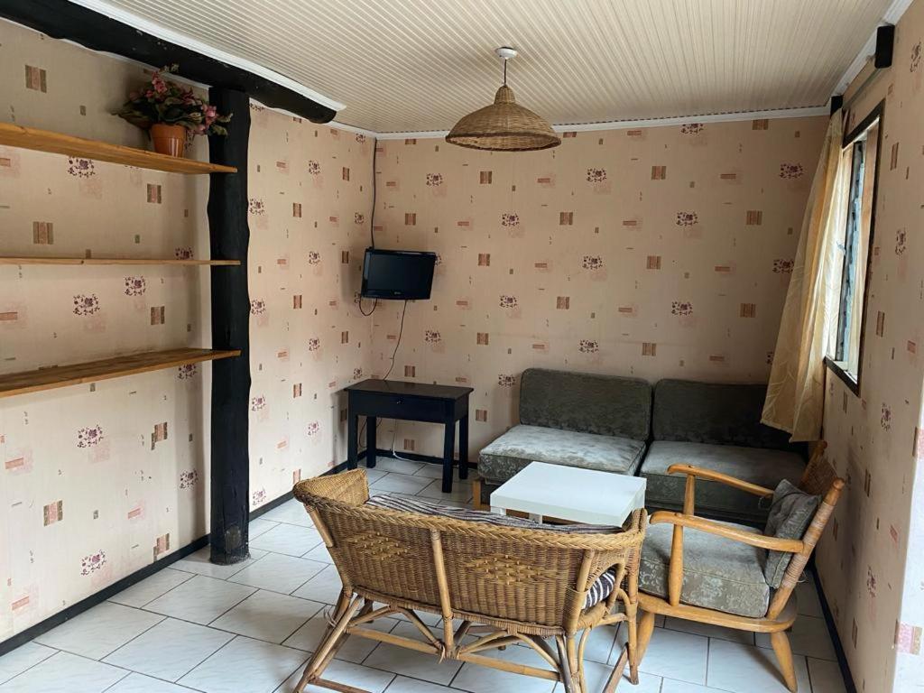 Guesthousejane Villa & Apartments Naivasha Dış mekan fotoğraf