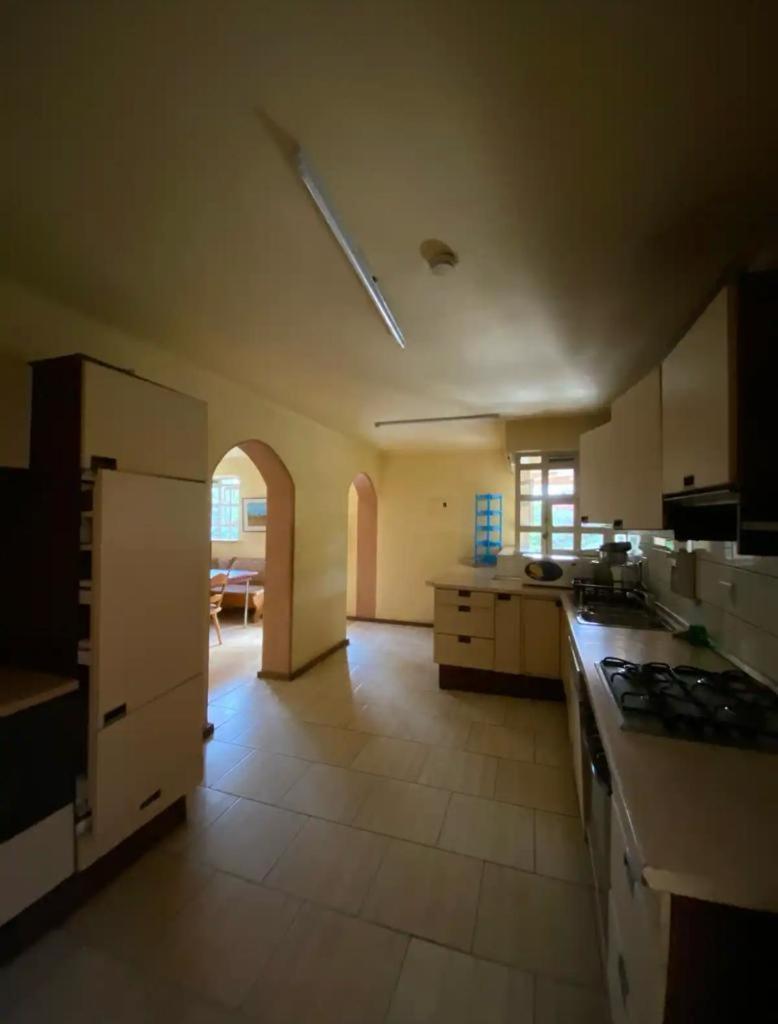 Guesthousejane Villa & Apartments Naivasha Dış mekan fotoğraf