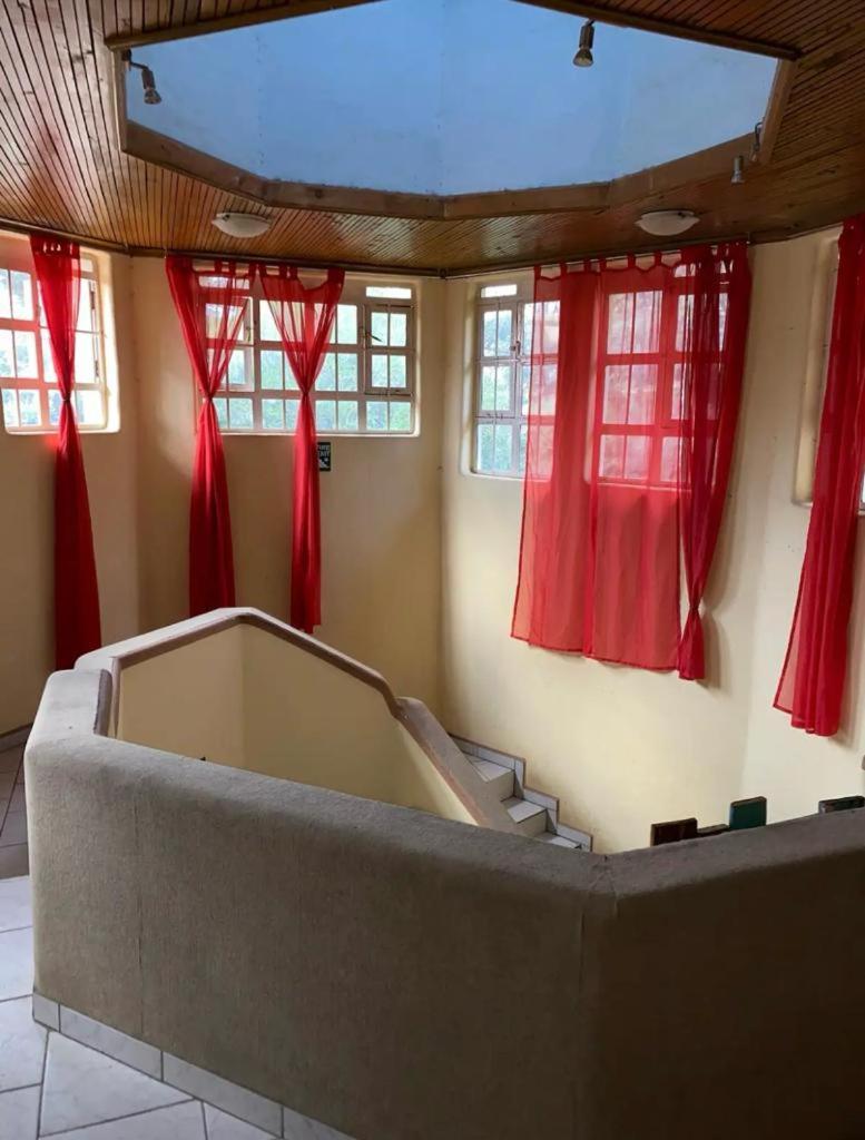Guesthousejane Villa & Apartments Naivasha Oda fotoğraf