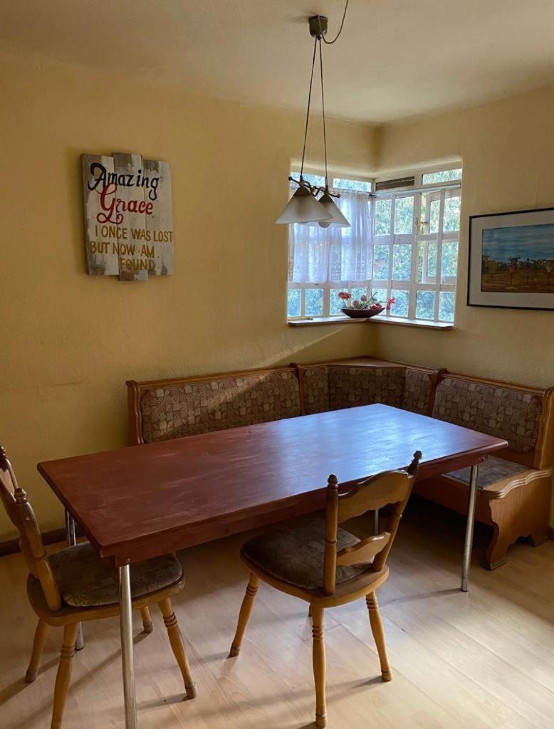 Guesthousejane Villa & Apartments Naivasha Oda fotoğraf