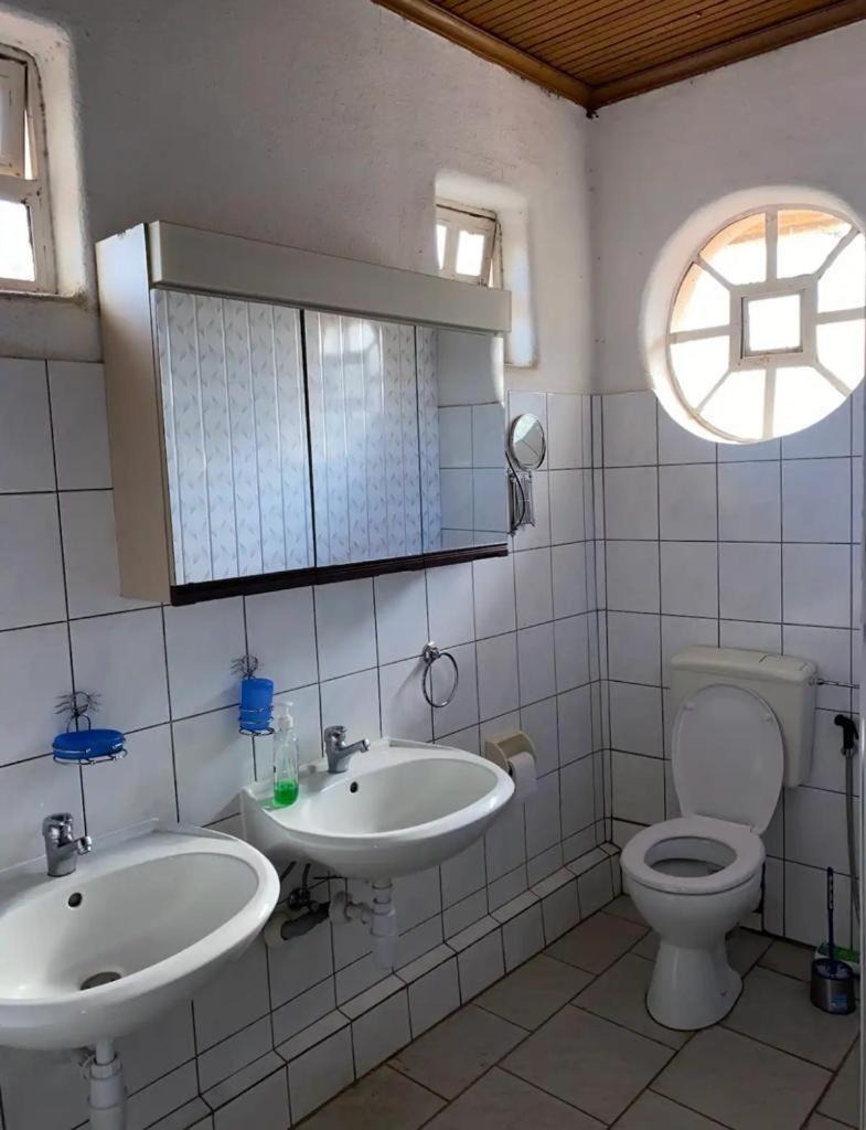 Guesthousejane Villa & Apartments Naivasha Oda fotoğraf